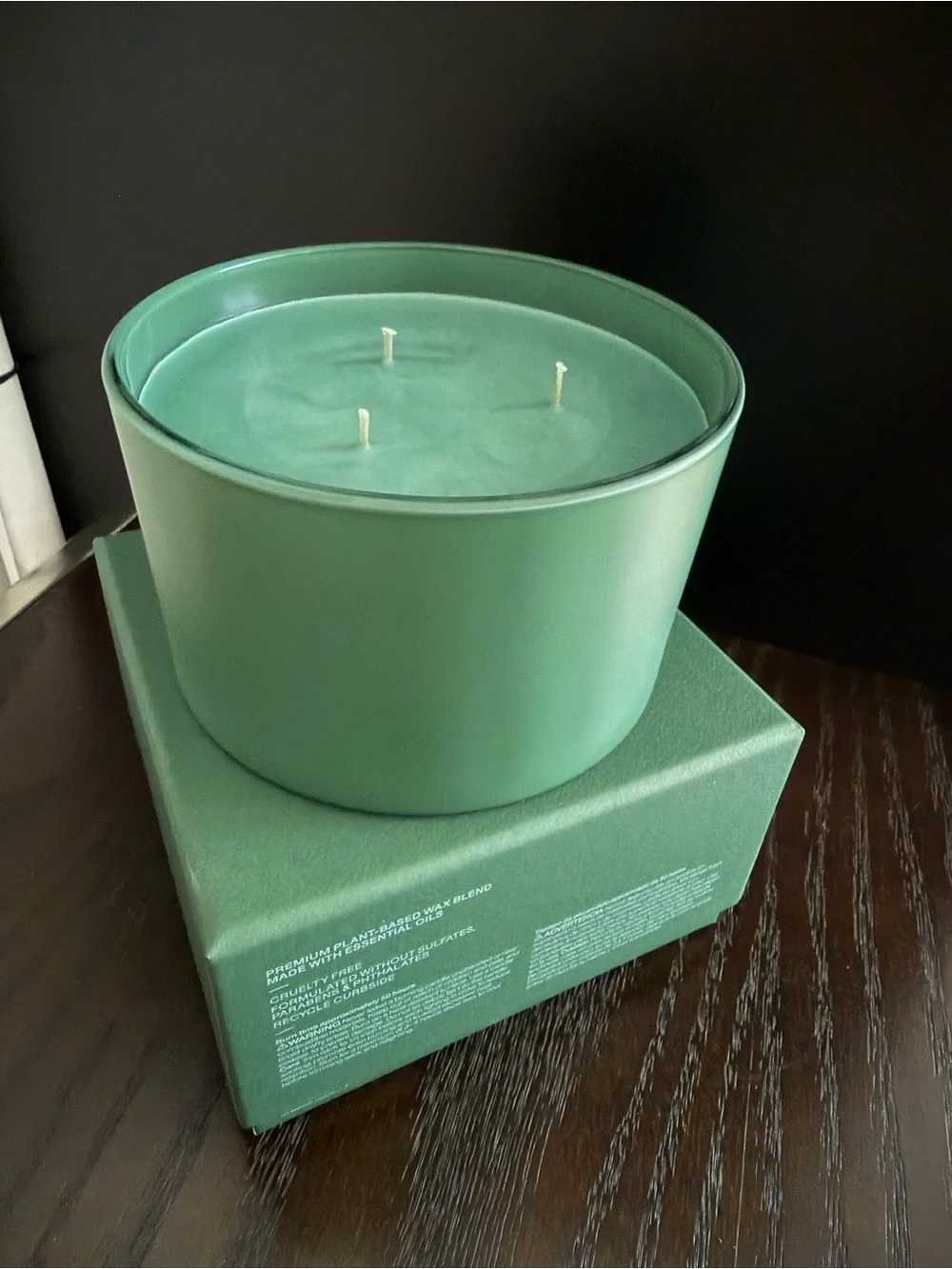 Crate&Barrel Monochrome No.03 Evergreen 3-wick Candle
